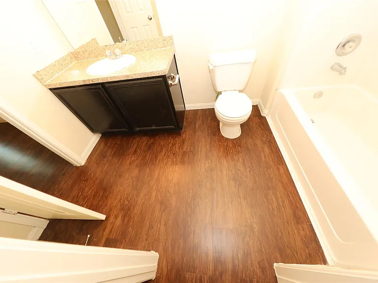 21430 Palma Grv — Photo 14