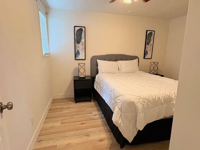 4931 Auburn Dr — Photo 10