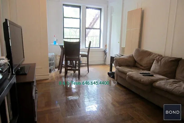 Rented by Bond New York | media 20