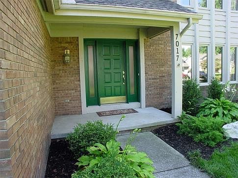 DELIGHTFUL ENTRY