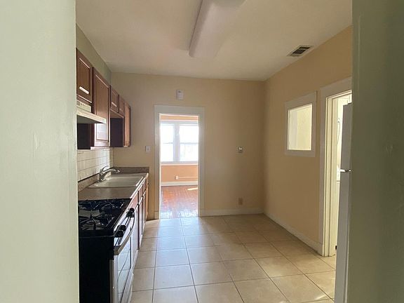 3rd image of 311 Fewel St #1