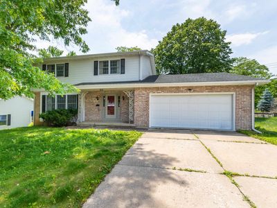515 Heritage Dr, Dubuque, IA, 52003
