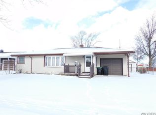 126 Marian Dr, Tonawanda, NY 14150