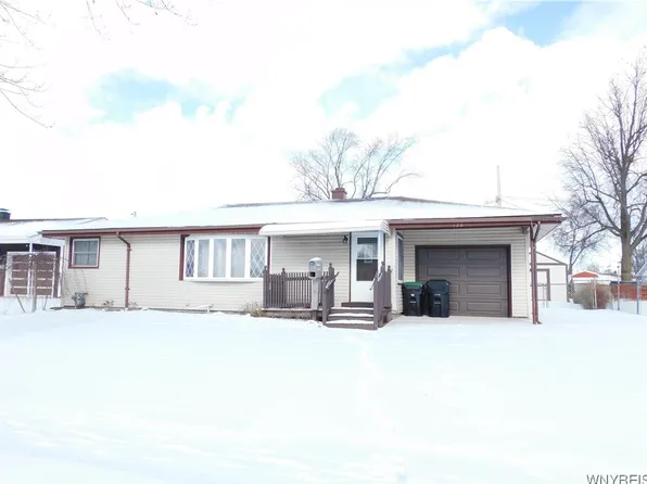 126 Marian Dr, Tonawanda, NY 14150