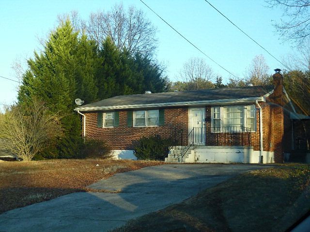 1st image of 336 Cedarbrook Dr