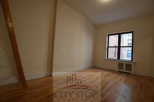 Rented by City Stop Realty | media 17