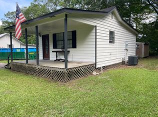 11723 Johns Bayou Rd, Vancleave, MS 39565