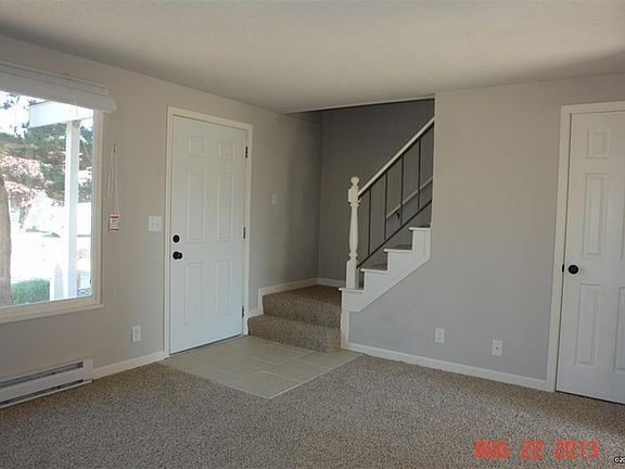 2nd image of 1284 Redwood Cir