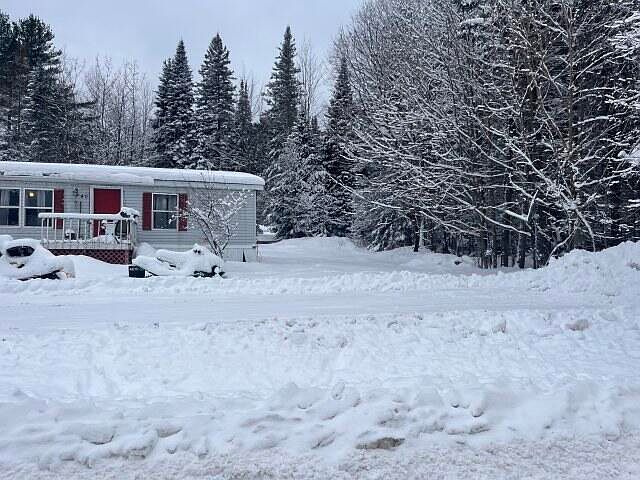 2nd image of 40 Poplar Ln