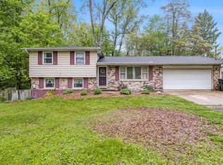 330 Roxbury Ln, Battle Creek, MI 49017