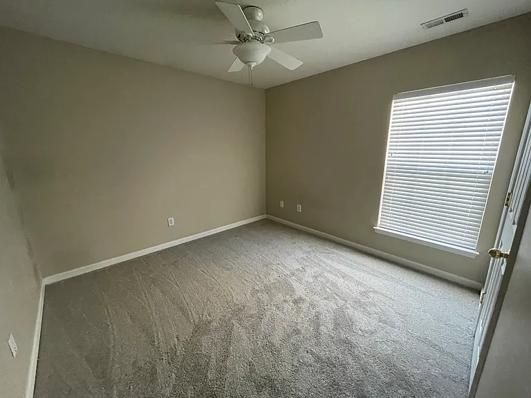 113 S Audubon Ave — Photo 15
