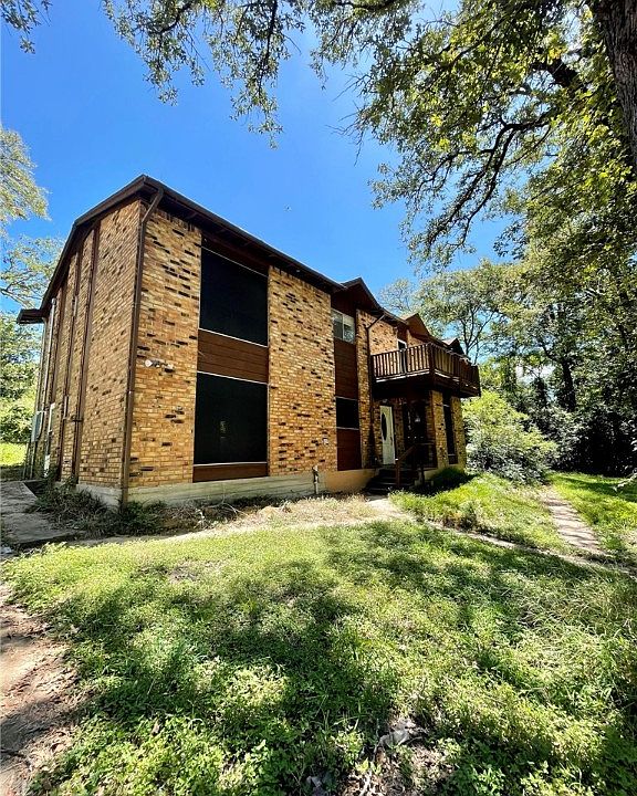 1st image of 113 Post Oak