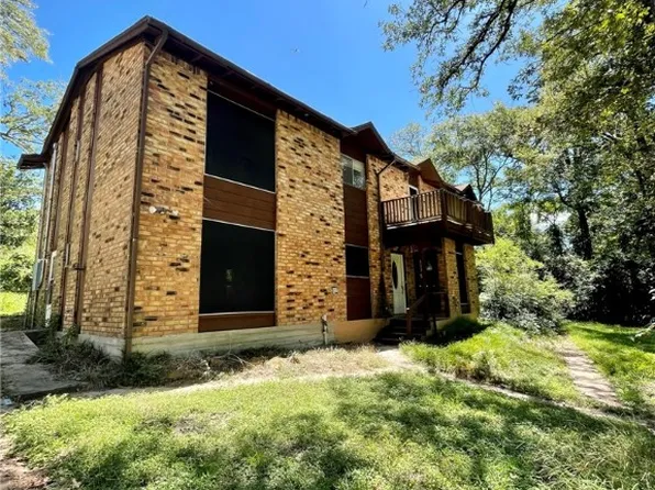 113 Post Oak, Hilltop Lakes, TX 77871