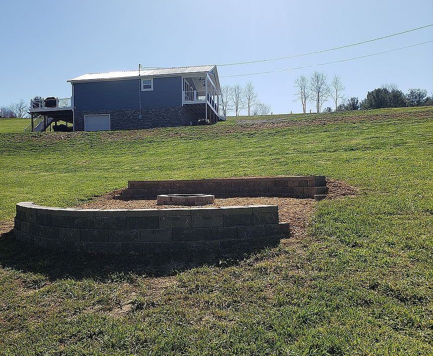 2nd image of 23275 Montgomery Rd