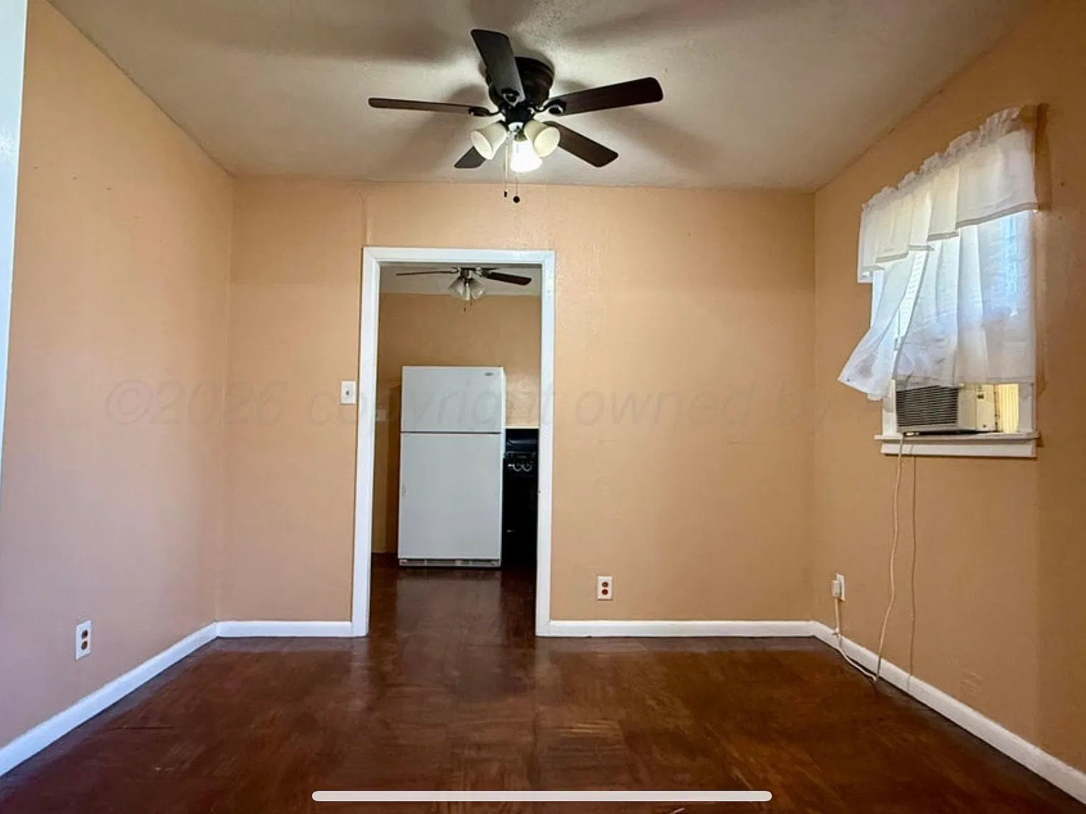 2 bed, 936 sqft, $800 — Photo 3