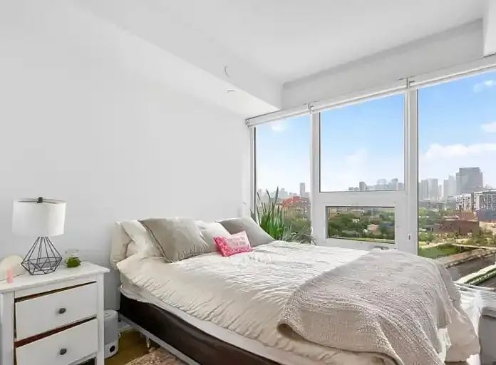 19 Western Battery Rd #1020 — Photo 8