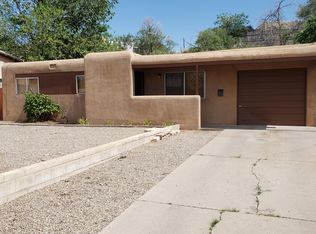1807 Camino La Canada, Santa Fe, NM 87501
