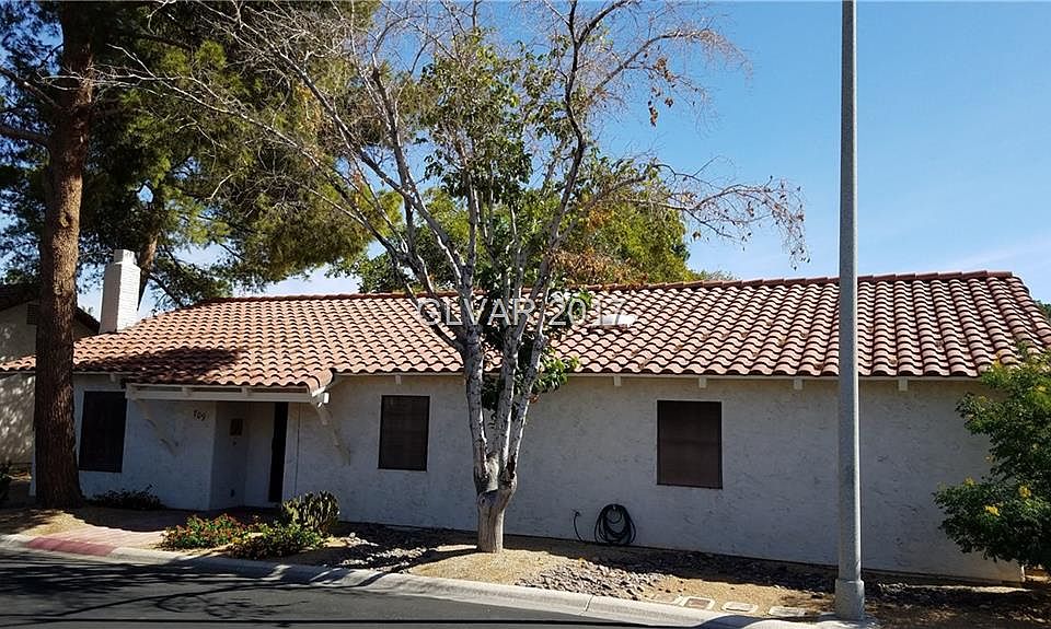 1st image of 709 Spyglass Ln
