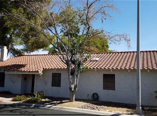 709 Spyglass Ln, Las Vegas, NV 89107