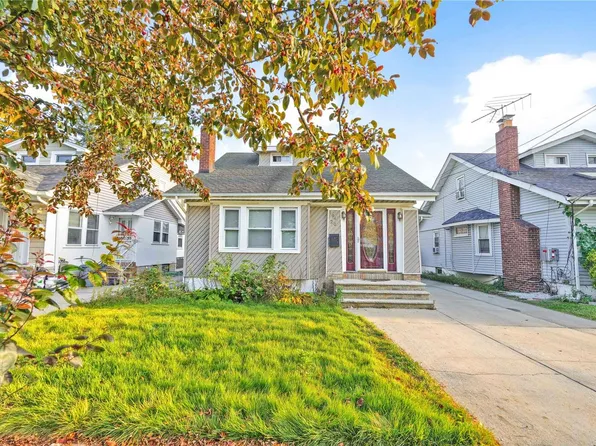 194-20 110th Avenue, Saint Albans, NY 11412