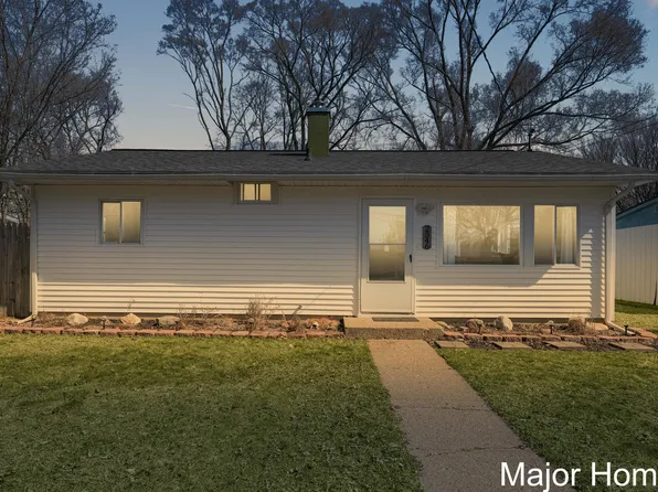 2346 Cimarron Dr, Kalamazoo, MI 49004