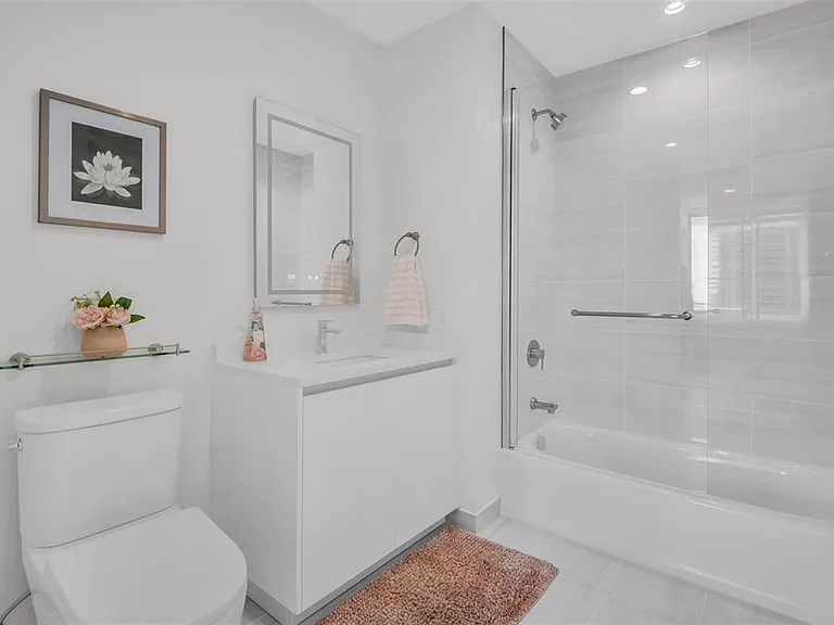 400 Central Ave #1204 — Photo 31