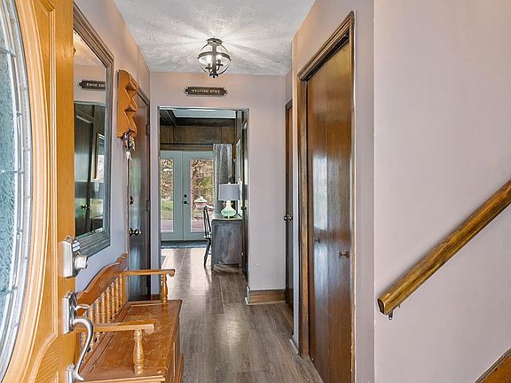 4th image of 2926 Lynnwood Dr
