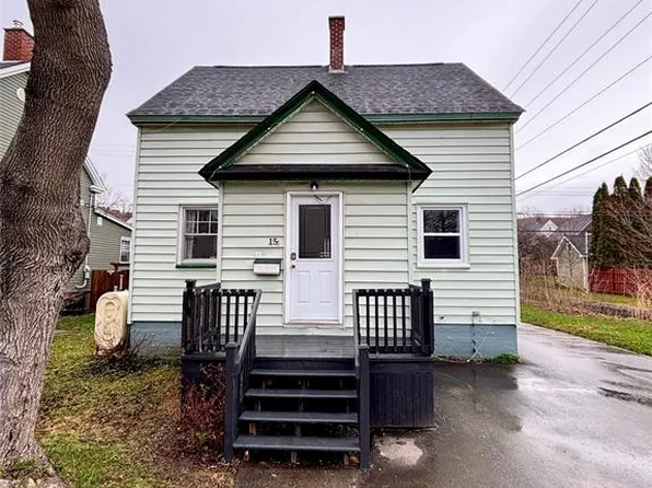 15 Armstrong Avenue, Corner Brook, NL A2H3A3