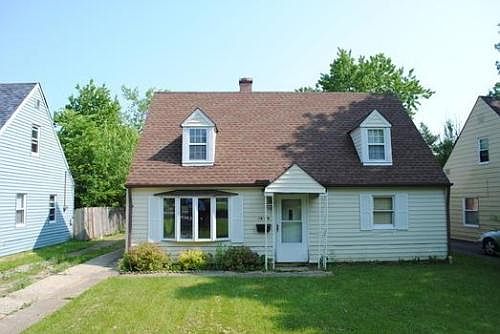 1st image of 19419 Cherrywood Ln