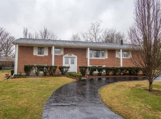 386 Silverbrook Dr, Danville, KY 40422