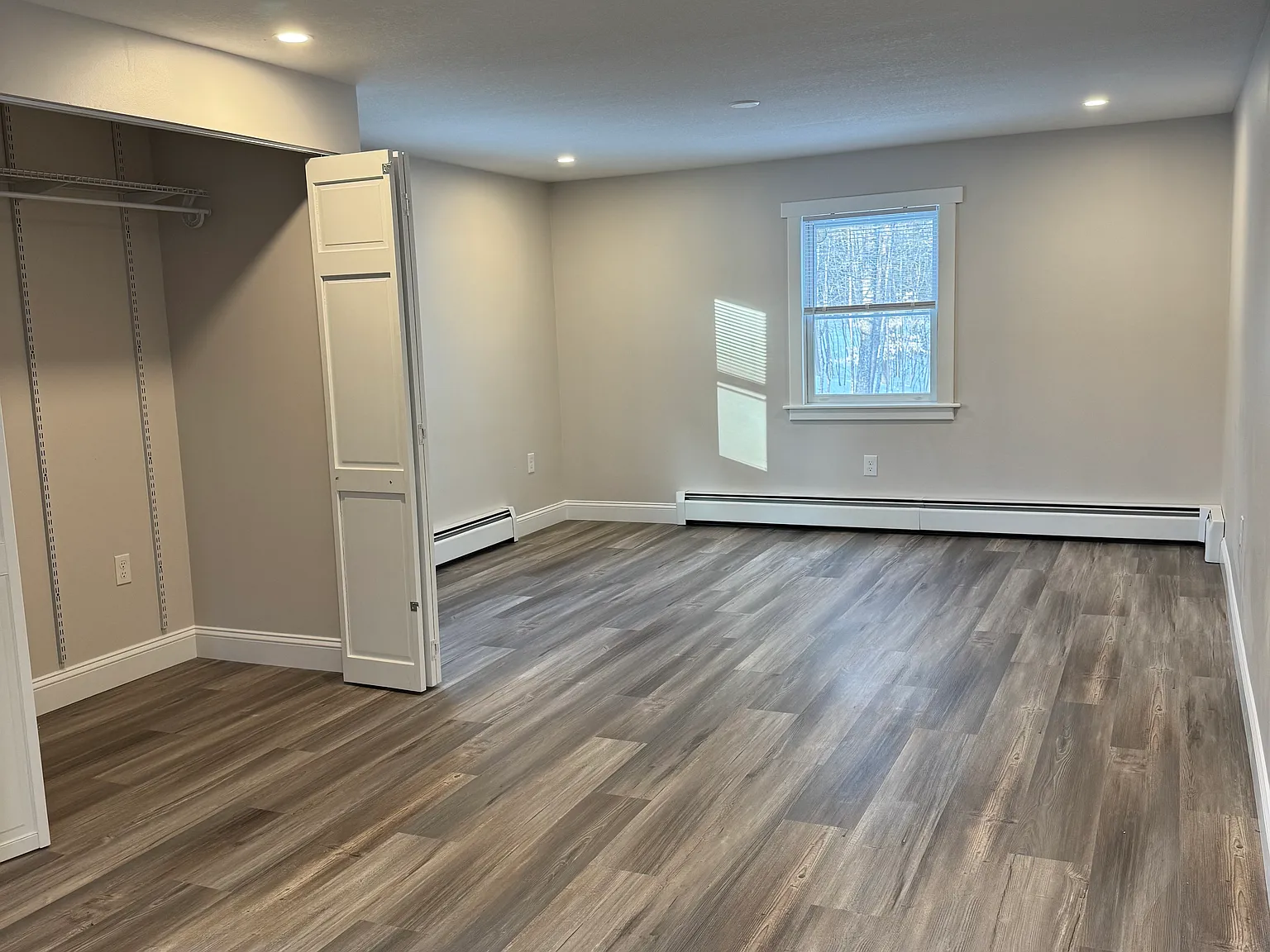 1641 Pond Rd — Photo 4