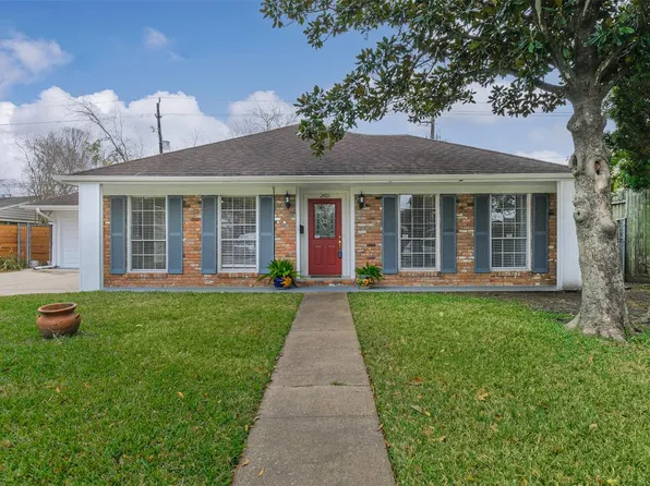 2601 Briarhurst Dr, Houston, TX 77057