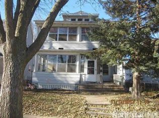 695 Manomin Ave W, Saint Paul, MN 55118
