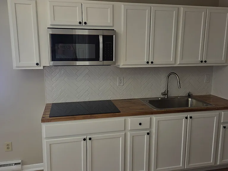 63 N 10th St #1 — Photo 12