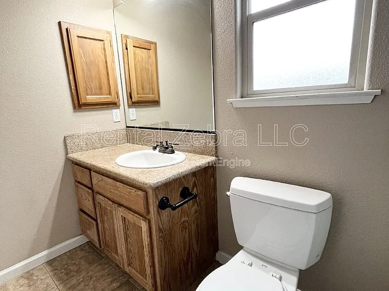 308 Olive Way — Photo 12