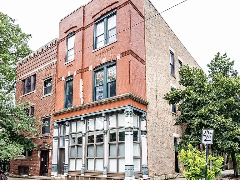 1037 W Dickens Ave — Photo 21