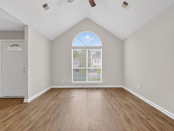 2nd image of 804 Winslow Way