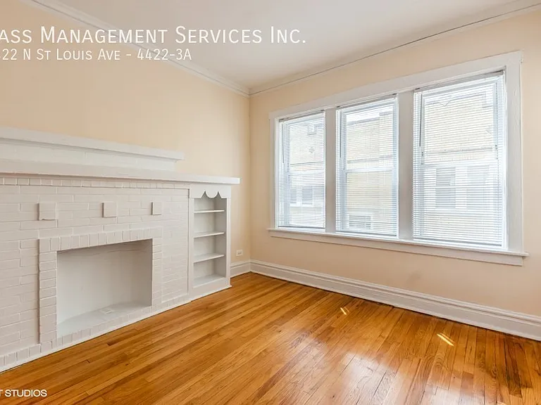 4412-26 N St Louis Ave. — Photo 29