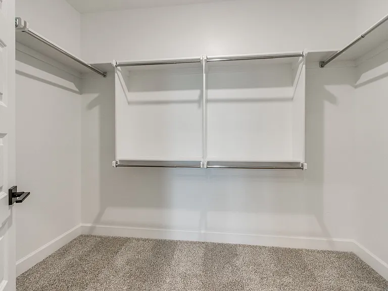 2379 Clubhouse Dr — Photo 16