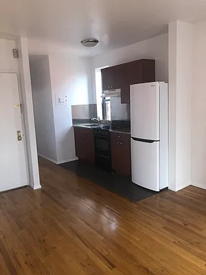 Rented by Triumph Property Group | media 7