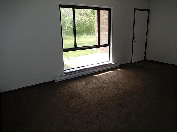 3rd image of 705 King St APT B1