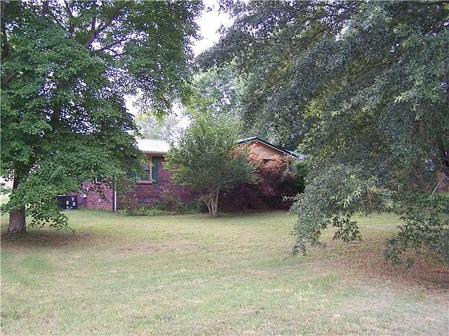 1st image of 417 McQuade Cir
