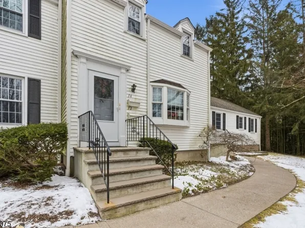 14 Golden Crowned Kinglet, Allamuchy Twp., NJ 07840