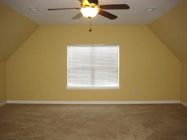 119 Normandy Dr — Photo 10