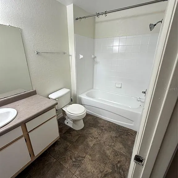 6029 Westgate Dr #725 — Photo 14