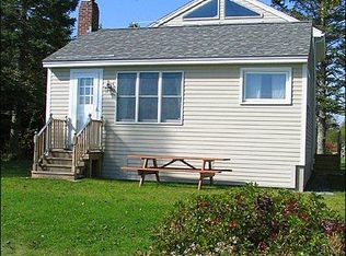 28 Ginn Point Rd, Owls Head, ME 04854