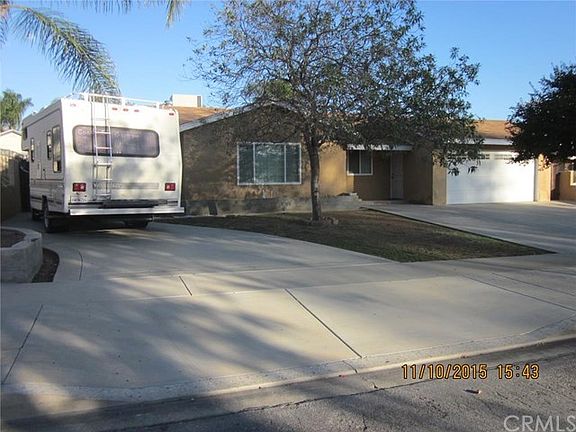 Additional front parking, &  gate to RV area.