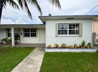 831 SW 3rd St #E, Hallandale, FL 33009
