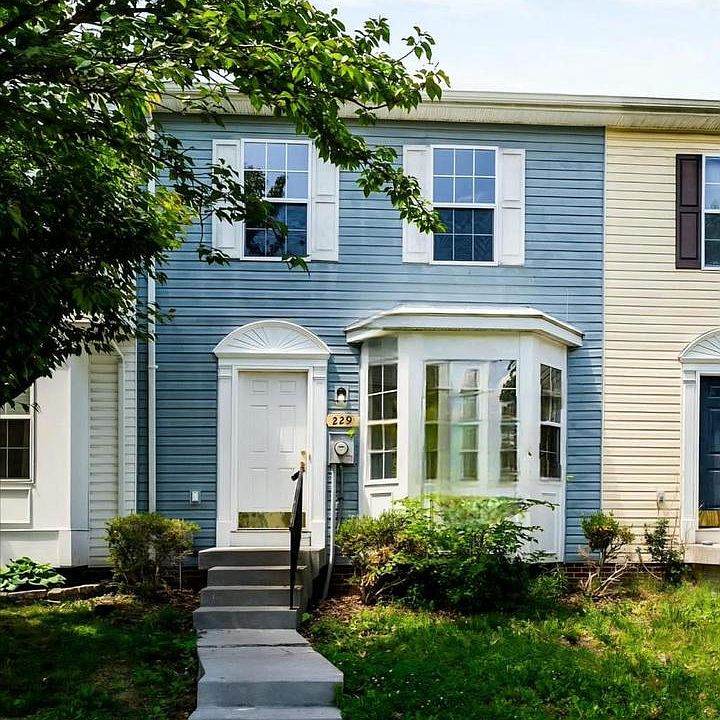 1st image of 229 Sherando Cir