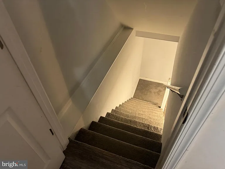 100 Cypress Dr — Photo 13